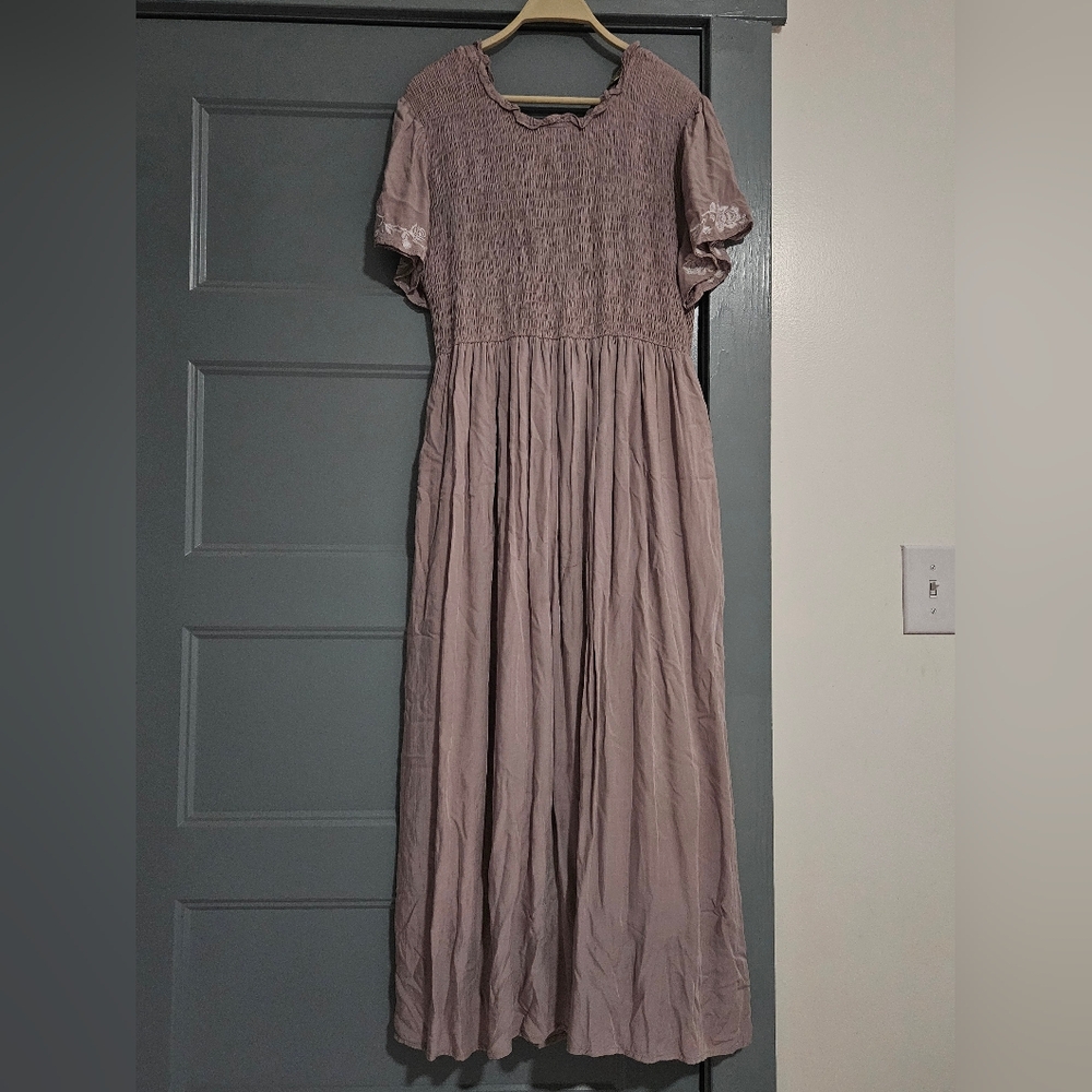 Polagram large, has pockets, guc